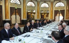 Azərbaycan və Xorvatiya prezidentləri iş adamları ilə görüş keçiriblər (FOTO)
